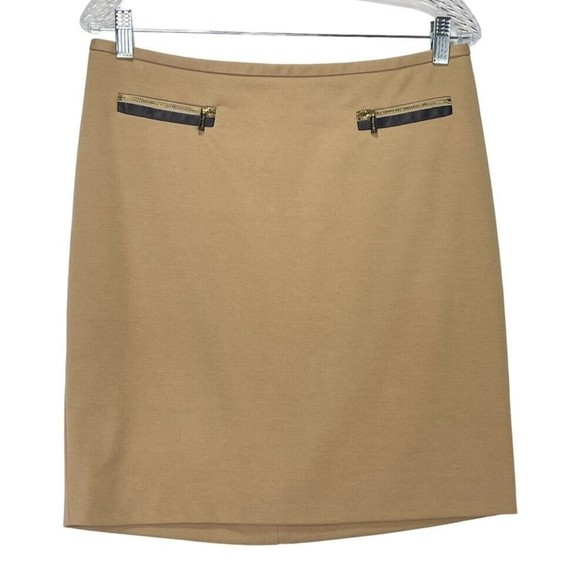 Calvin Klein Beige Skit Sz 10P Gold Zipper Accent Stretch Straight Pencil Skirt - Picture 1 of 12